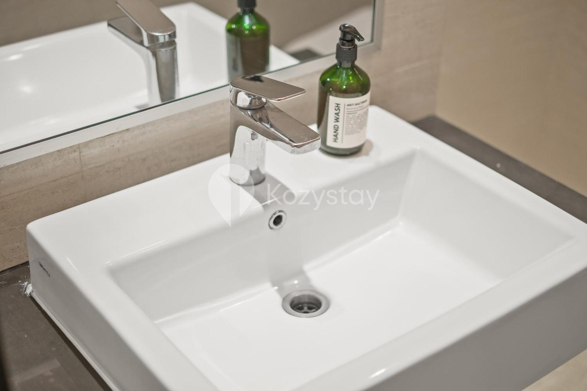 Meadow By Kozystay - Newly Renovated - Kebon Jeruk Jakarta Exterior foto